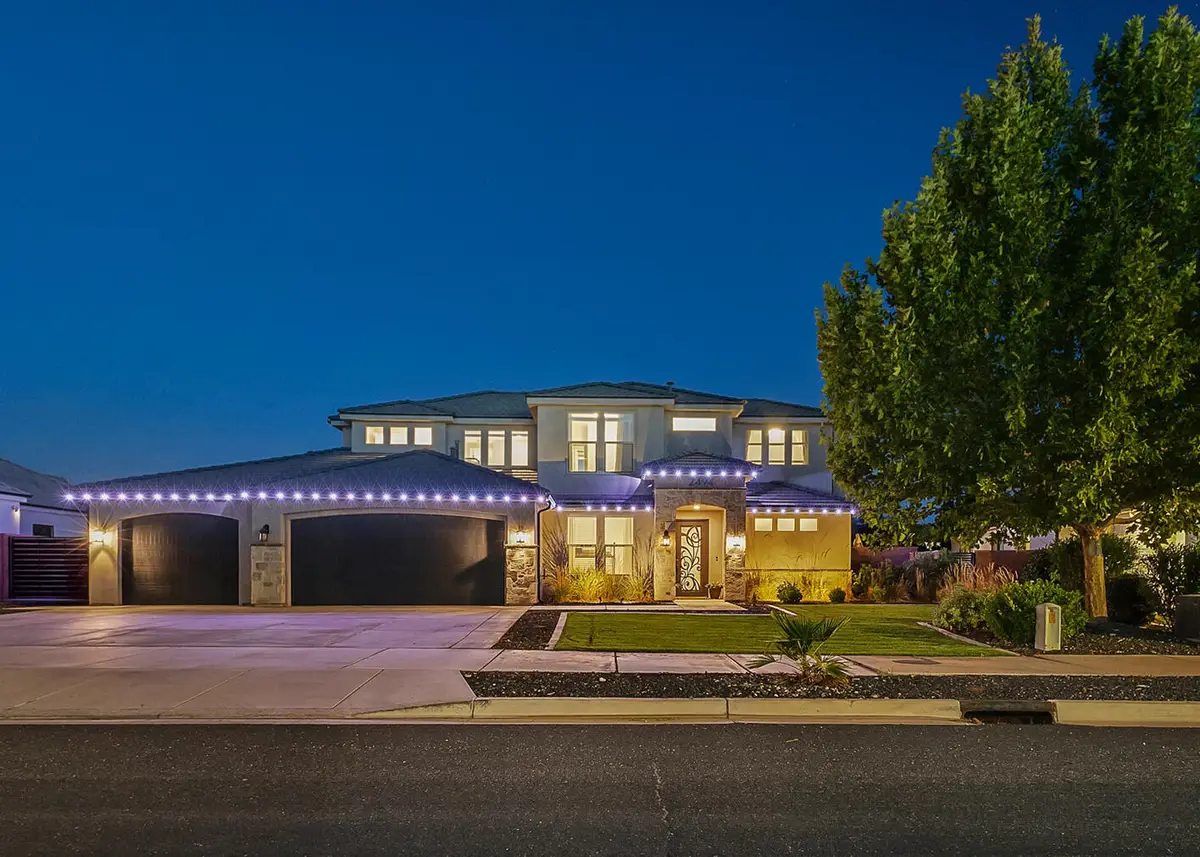 2494 E Horseman Park Dr, Saint George, UT 84790 - #1