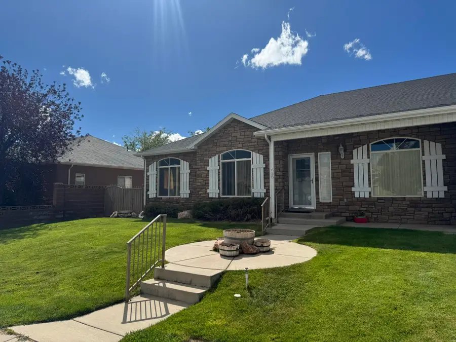 658 S Legacy Park Ave, Cedar City, UT 84720 - #3