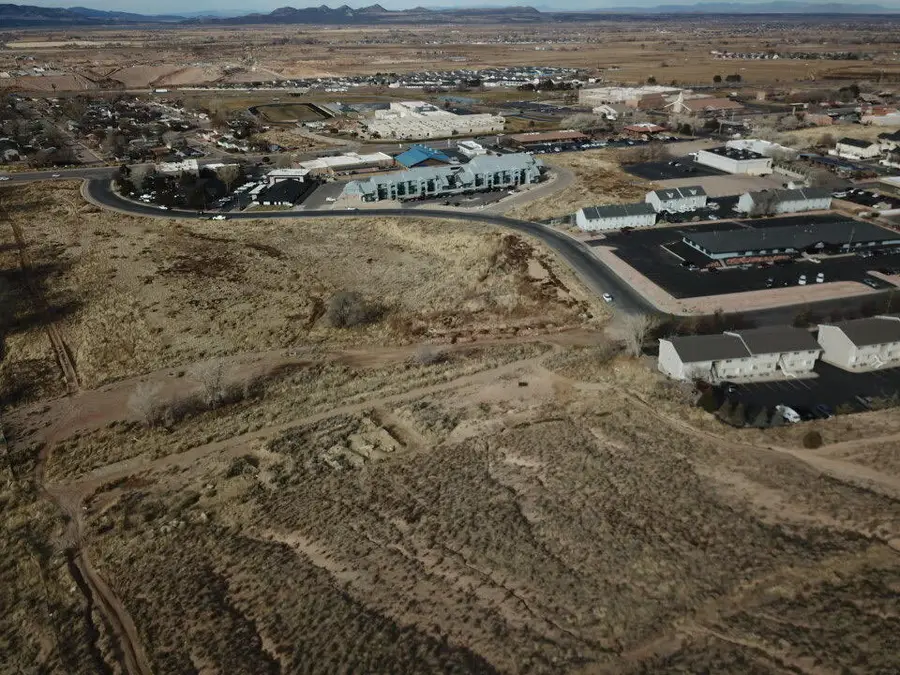 1700 N Wedgewood Ln, Cedar City, UT 84721 - #3