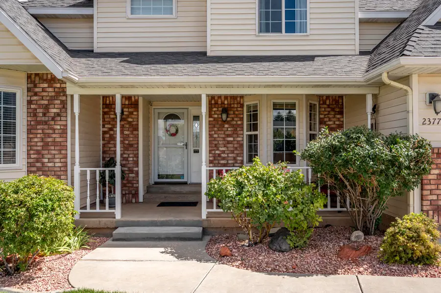 2377 W Beacon Cir, Cedar City, UT 84720 - #3