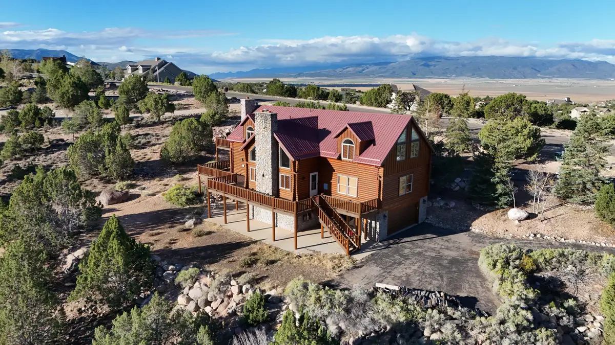 1243 S Hillcrest Dr, Cedar City, UT 84720 - #1
