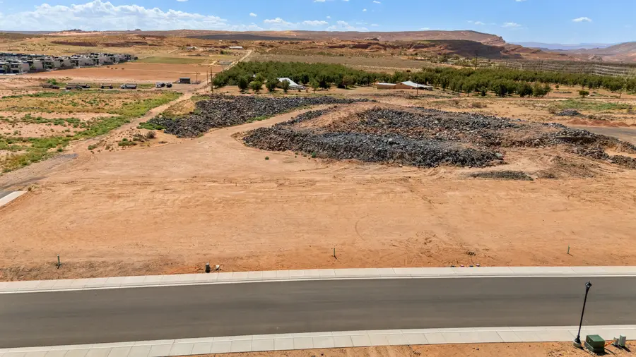 5393 W 2040, Hurricane, UT 84737 - #2