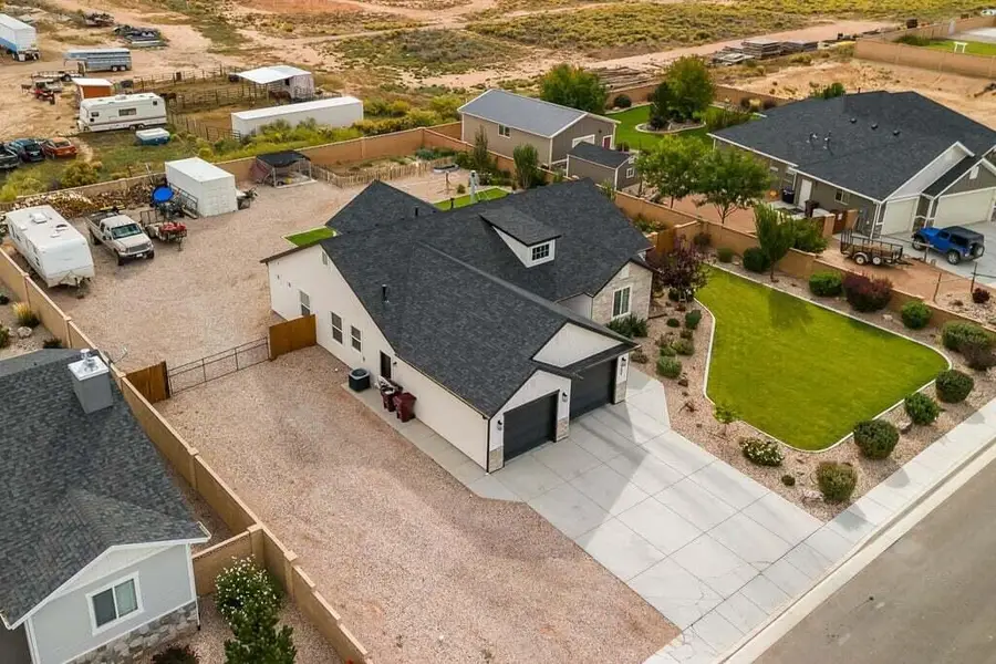 4606 N 2525, Cedar City, UT 84721 - #3