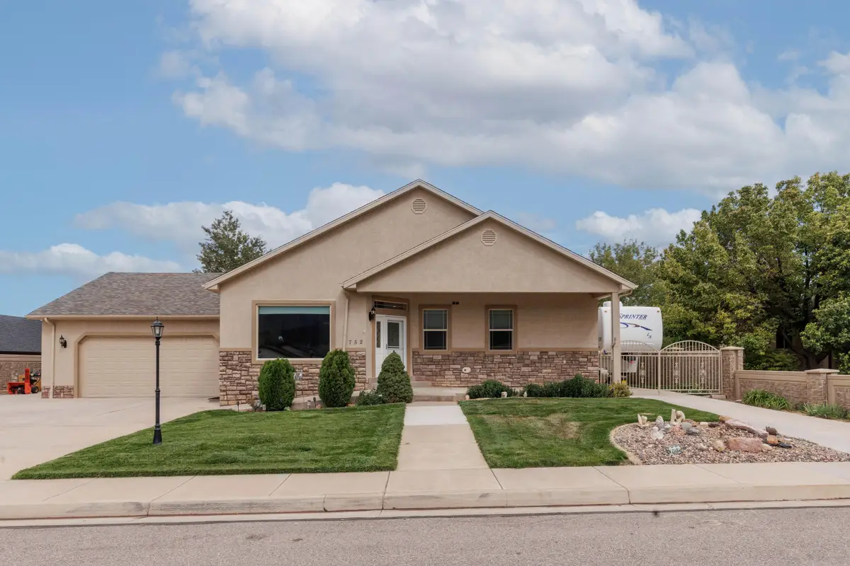 752 W 60 N, Parowan, UT 84761 - #1