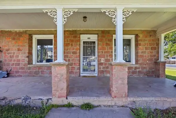 306 S 200 East St, Enterprise, UT 84725 - #1
