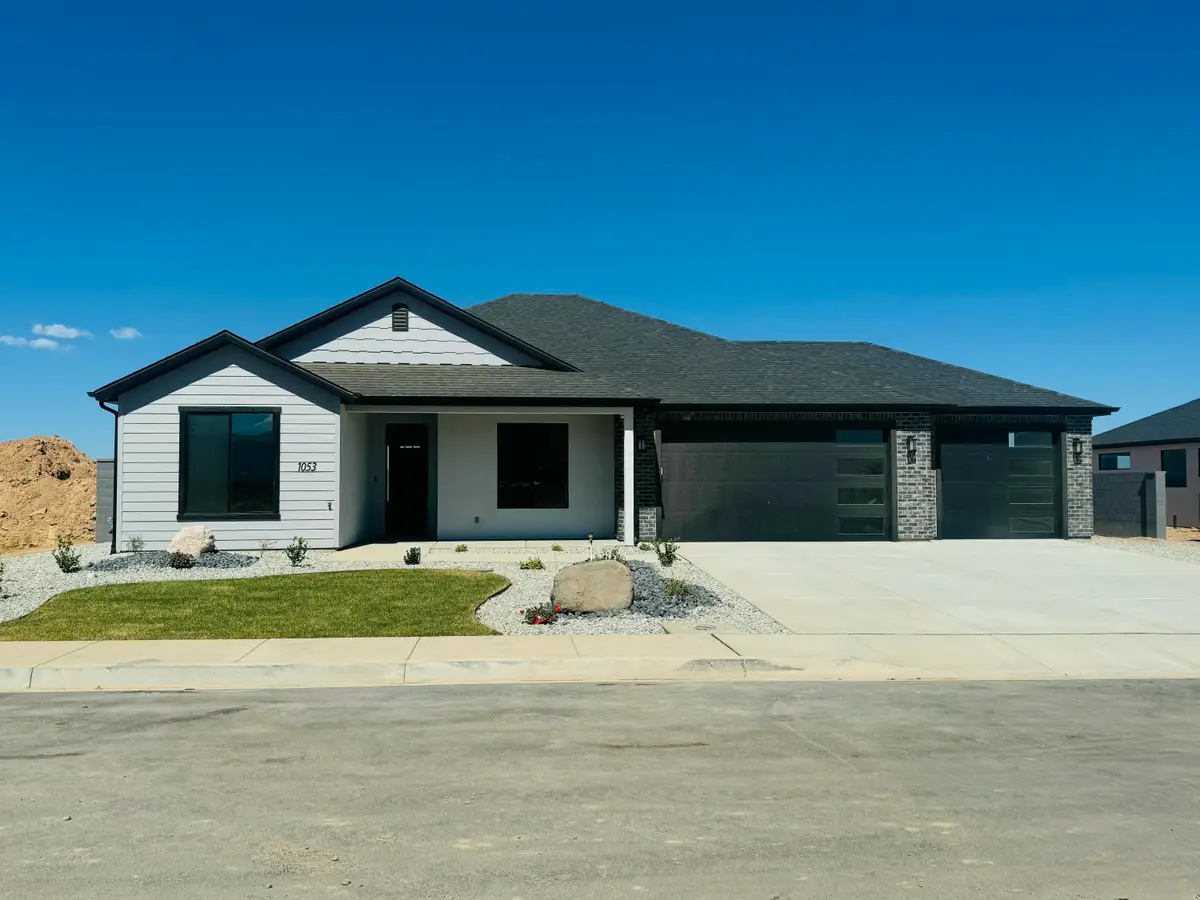 1091 N Olesia St, Cedar City, UT 84721 - #1