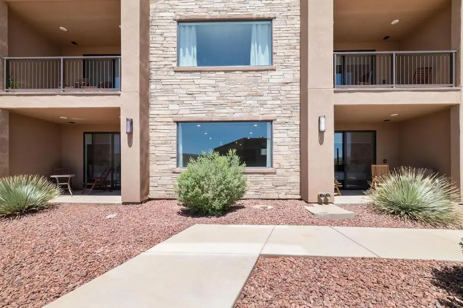 5160 N Villas Dr #6106 & 108, Hurricane, UT 84737 - #3