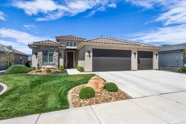 2710 W Columbo Ln, St George, UT 84770