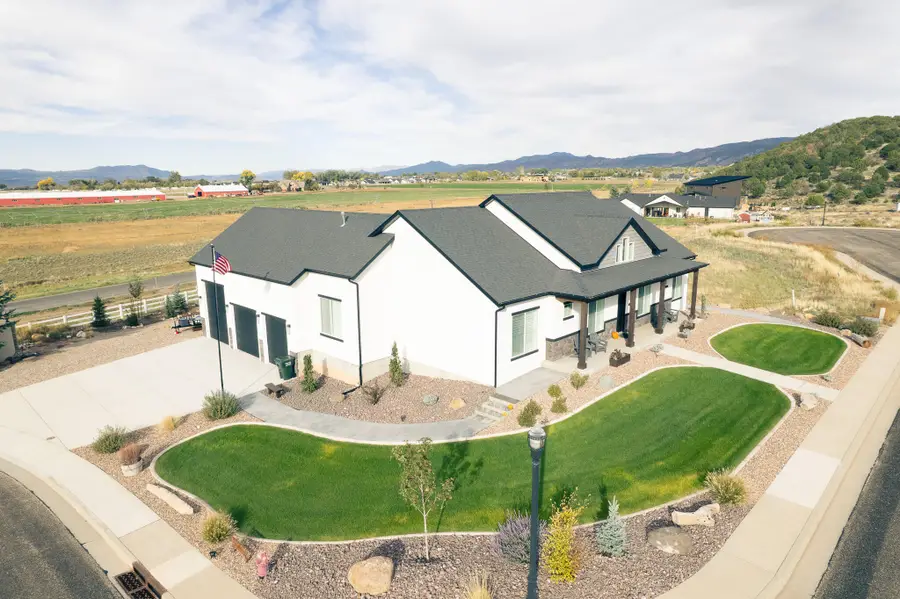 699 S 1600, Parowan, UT 84761 - #2