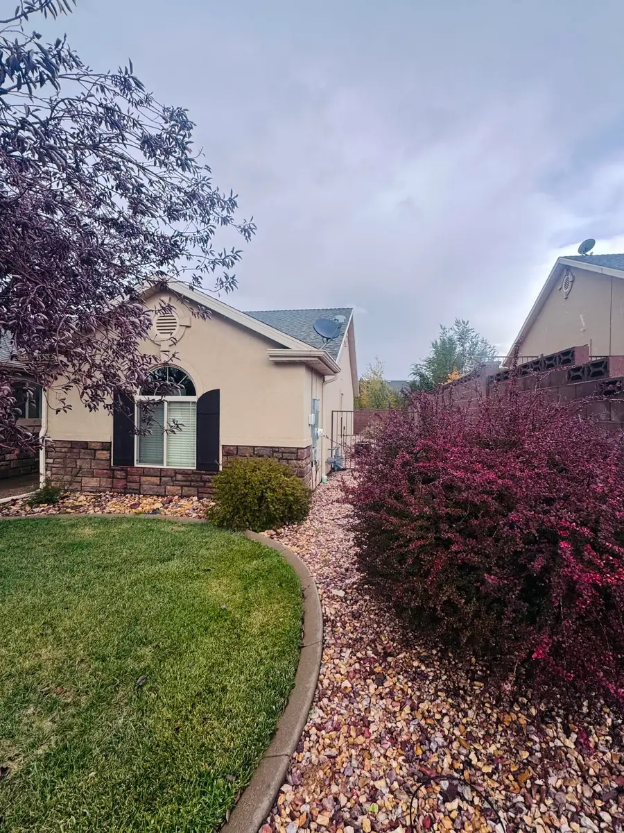 1417 S Southern View Dr, Cedar City, UT 84720 - #3