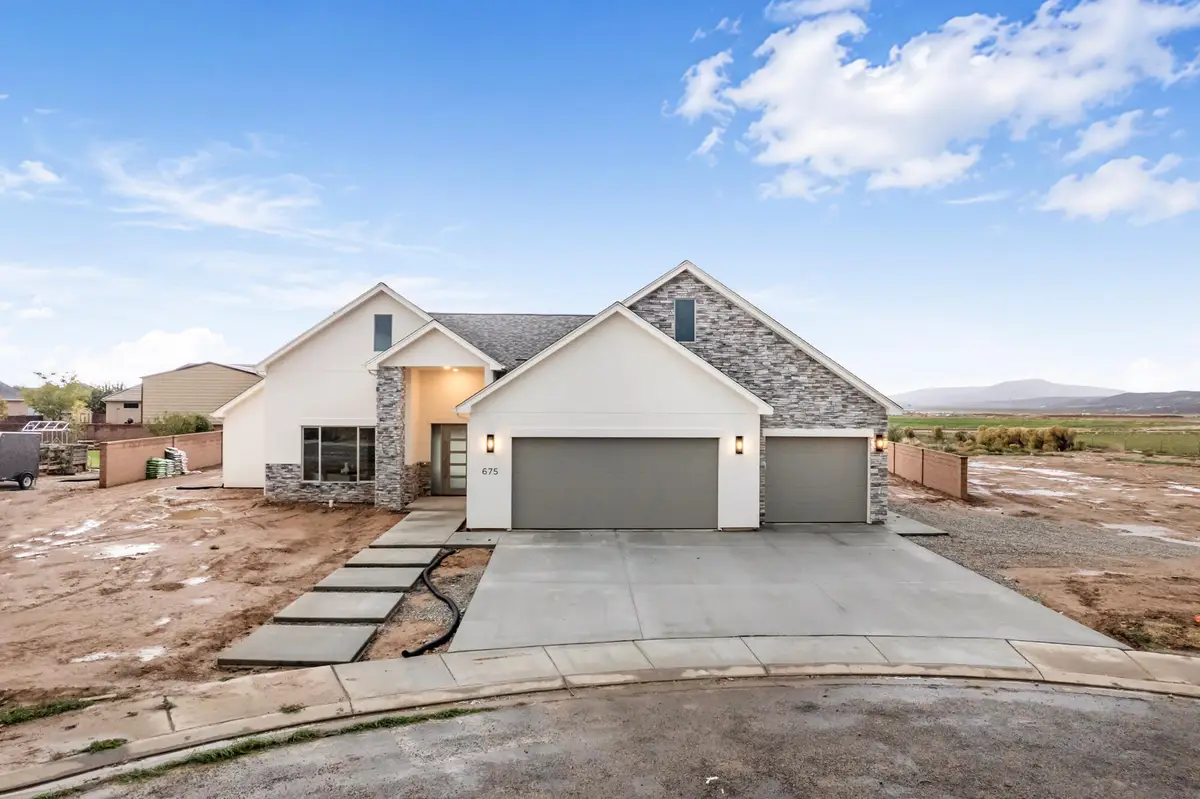 675 E 5140, Enoch, UT 84721 - #1