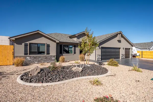 4977 N Winchester Dr, Enoch, UT 84721