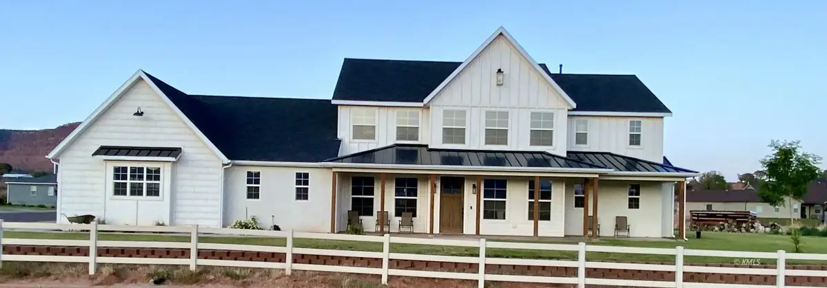 1117 S Terrel Dr, Kanab, UT 84741 - #1