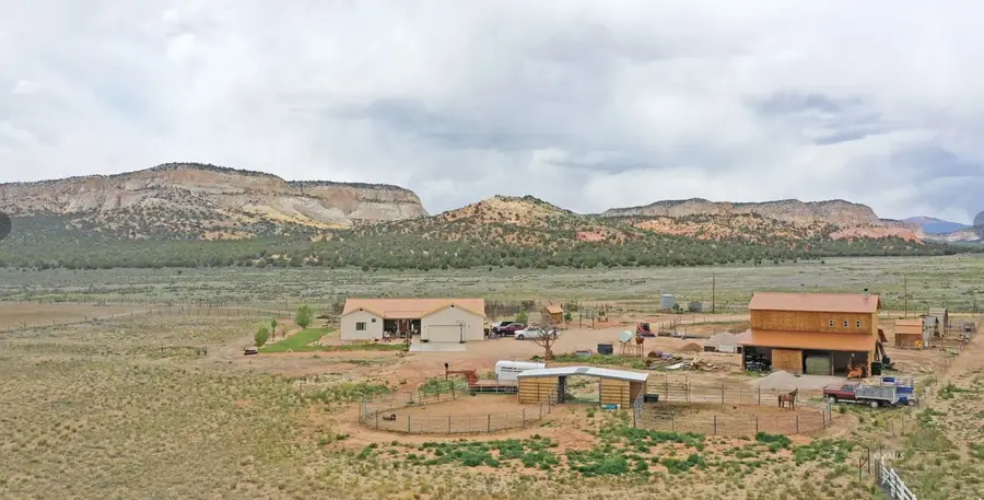 7395 N Johnson Canyon Rd, Kanab, UT 84741 - #3