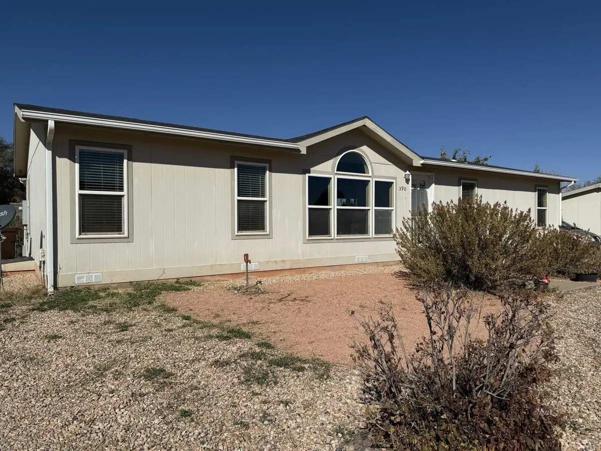 390 W Johnson Dr, Kanab, UT 84741 - Image #1