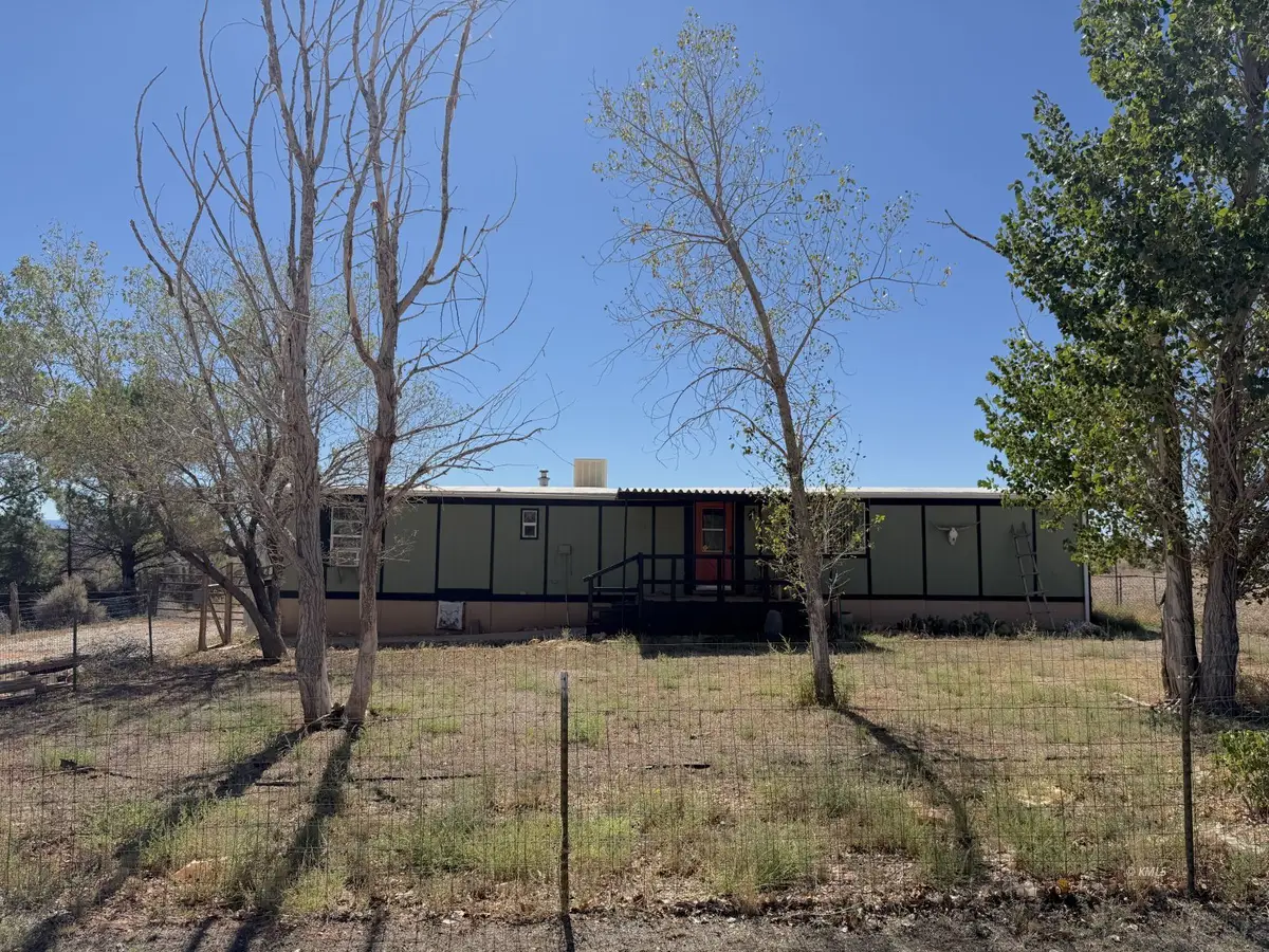 587 W Navajo Dr, Kanab, UT 84741 - Image #1