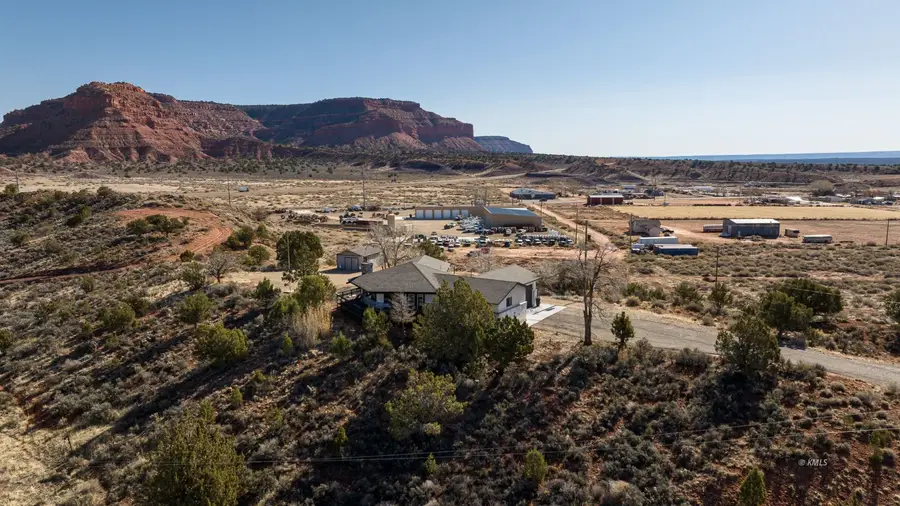 655 S Hillside Dr, Kanab, UT 84741 - Image #2
