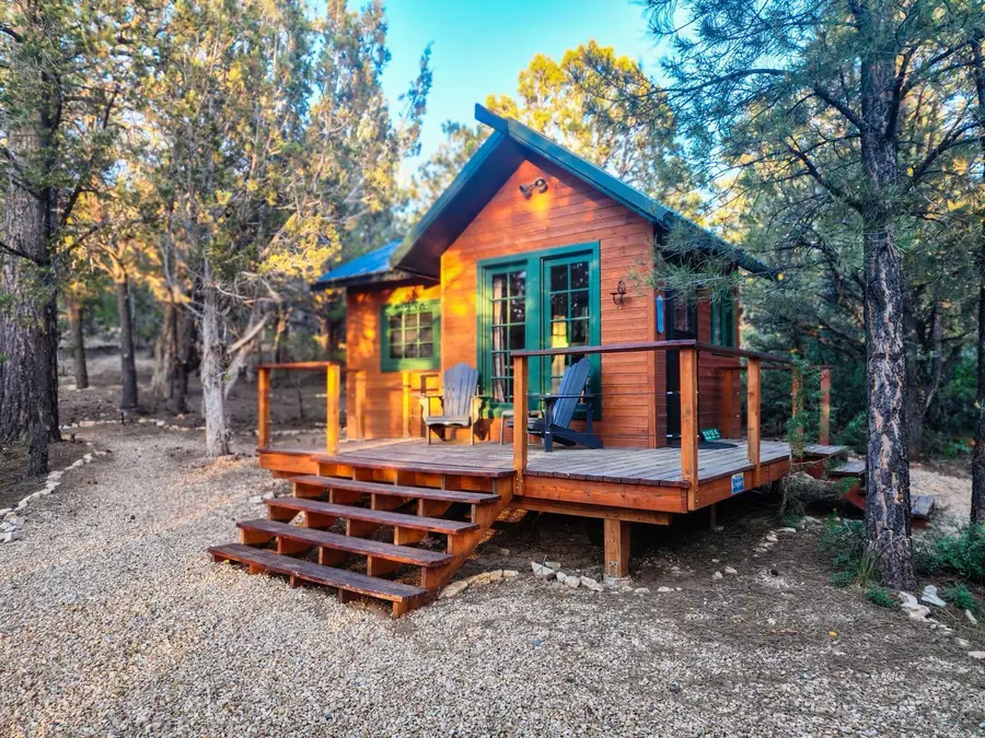 95 S. White Oak St, Orderville, UT 84758 - #2