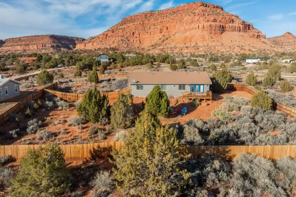 3770 E Juniper Cliffs Dr, Kanab, UT 84741