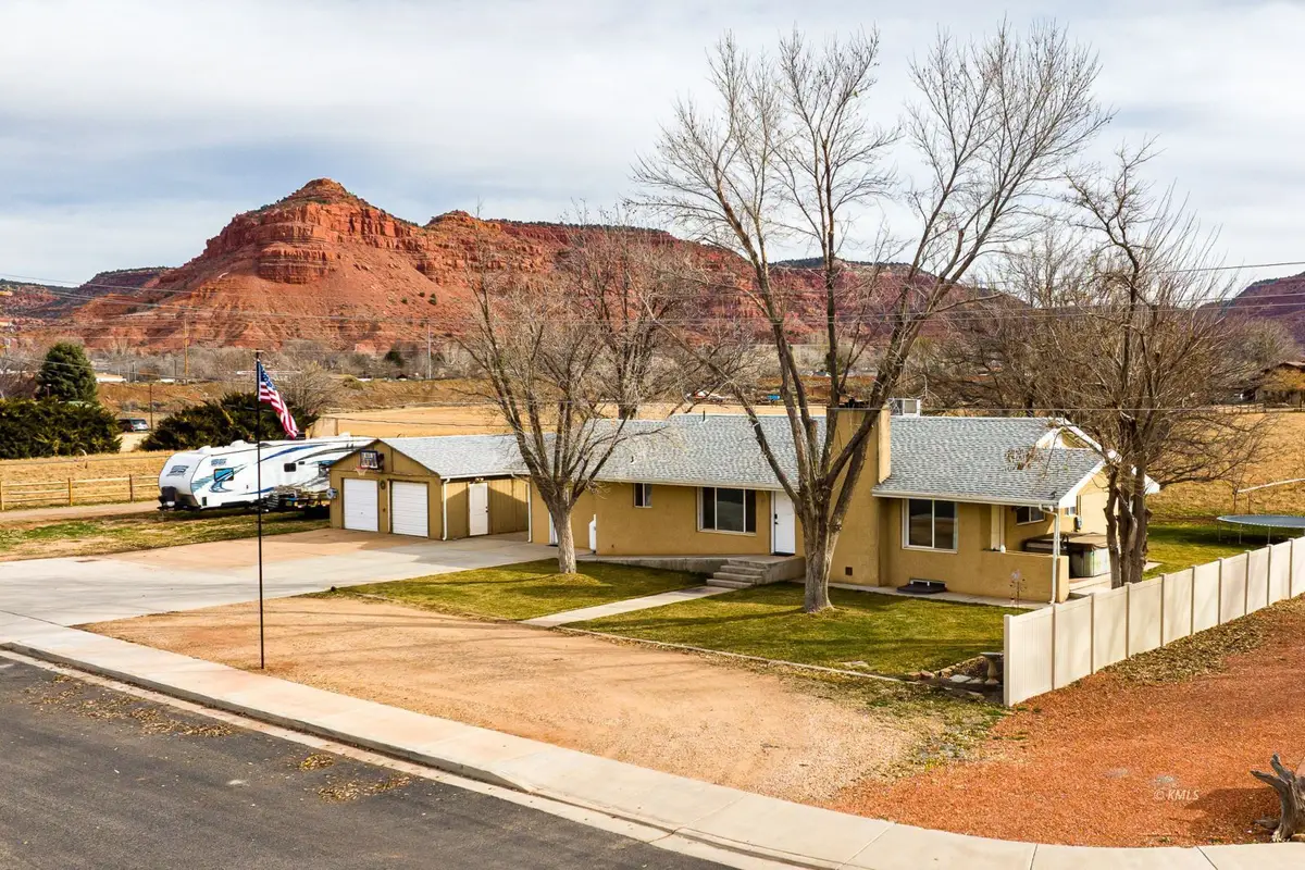 611 S 175 E, Kanab, UT 84741 - #1