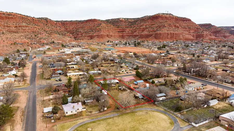 61 W 200 N, Kanab, UT 84741 - #3