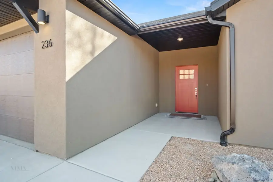 236 E 200 N, Kanab, UT 84741 - #3