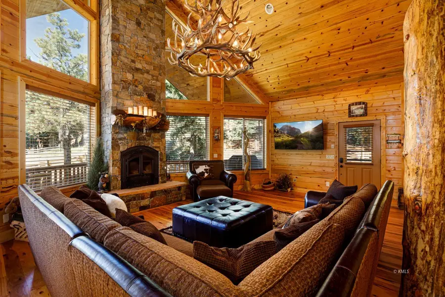 1325 E Henry Rd, Duck Creek Village, UT 84762 - #2