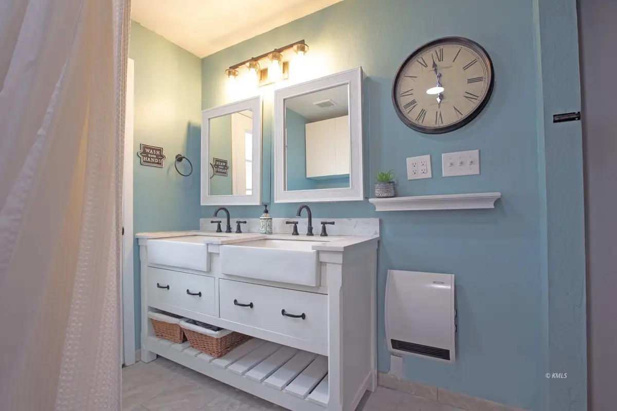 146 S 100 E, Glendale, UT 84729 - #1