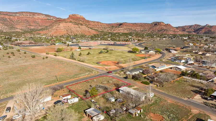 579 W Swapp Dr, Kanab, UT 84741 - #2
