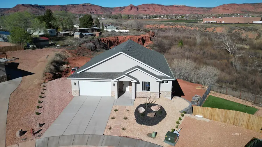 1449 S Sage Ct, Kanab, UT 84741 - #2