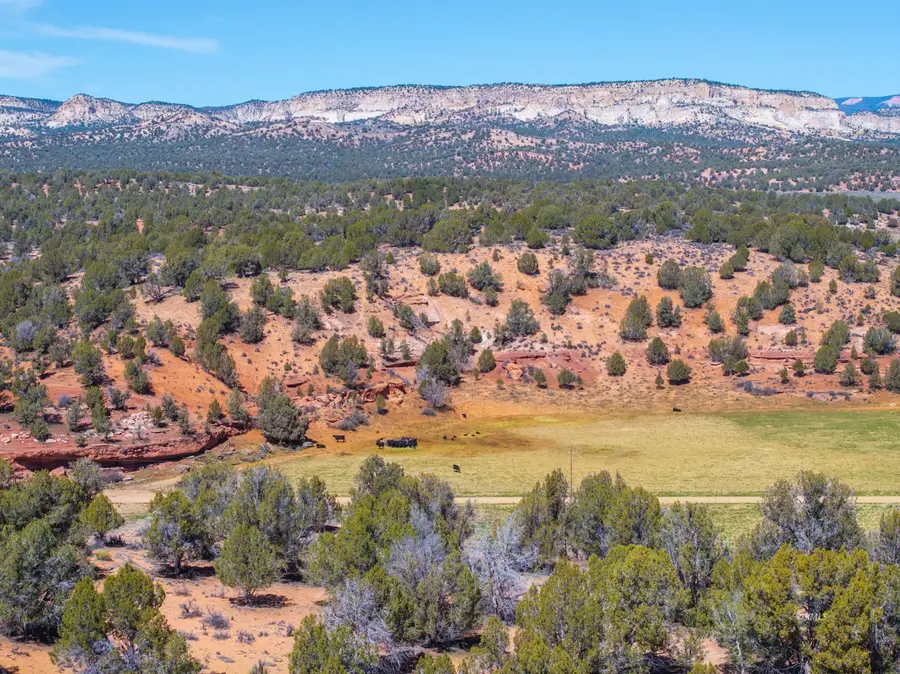 5333 N Johnson Canyon Rd, Kanab, UT 84741 - #3