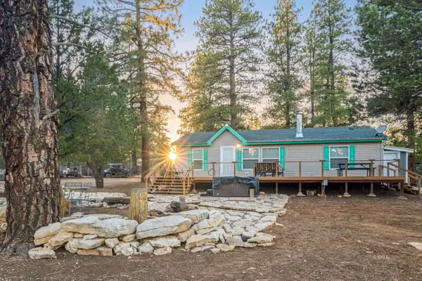 235 S White Oak, Orderville, UT 84758