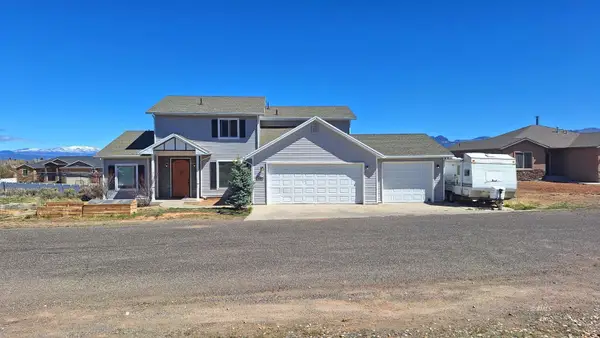 159 E Blue Meadow Ln, Panguitch, UT 84759