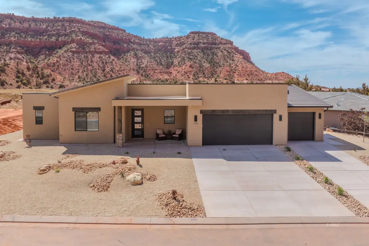 596 E Rainmaker Rd, Kanab, UT 84741 - #1