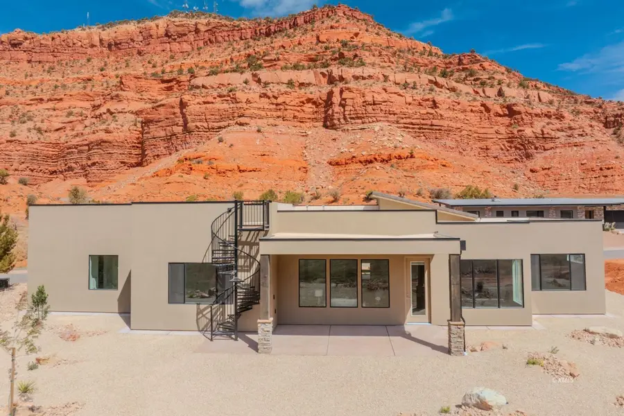 596 E Rainmaker Rd, Kanab, UT 84741 - #2