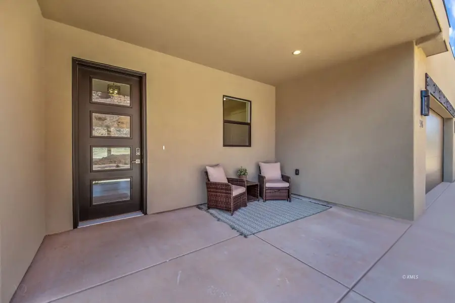 596 E Rainmaker Rd, Kanab, UT 84741 - #3