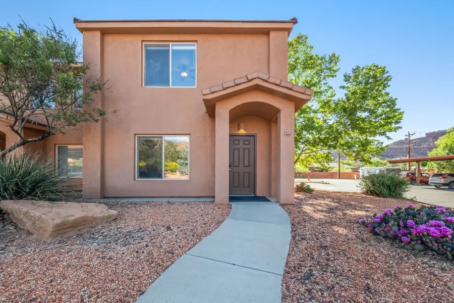 300 E 300 N #I-8, Kanab, UT 84741 - #3