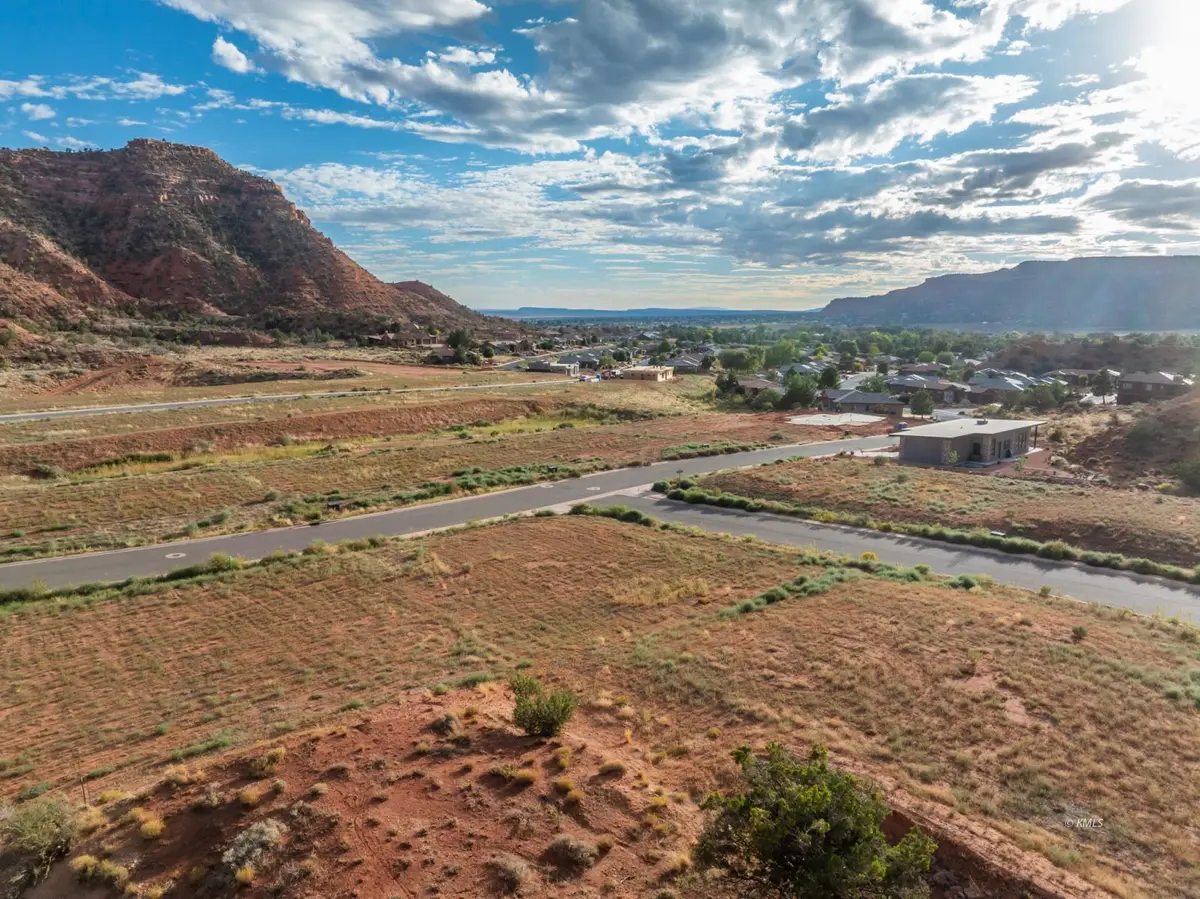 639 E Rainmaker Rd, Kanab, UT 84741 - #1