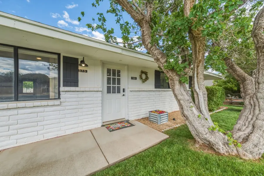 373 S 100 W, Kanab, UT 84741 - #2