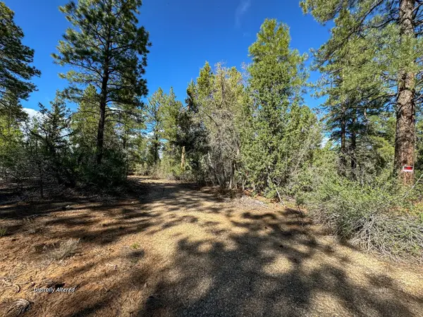 11630 W Cedar Rd, Orderville, UT 84758