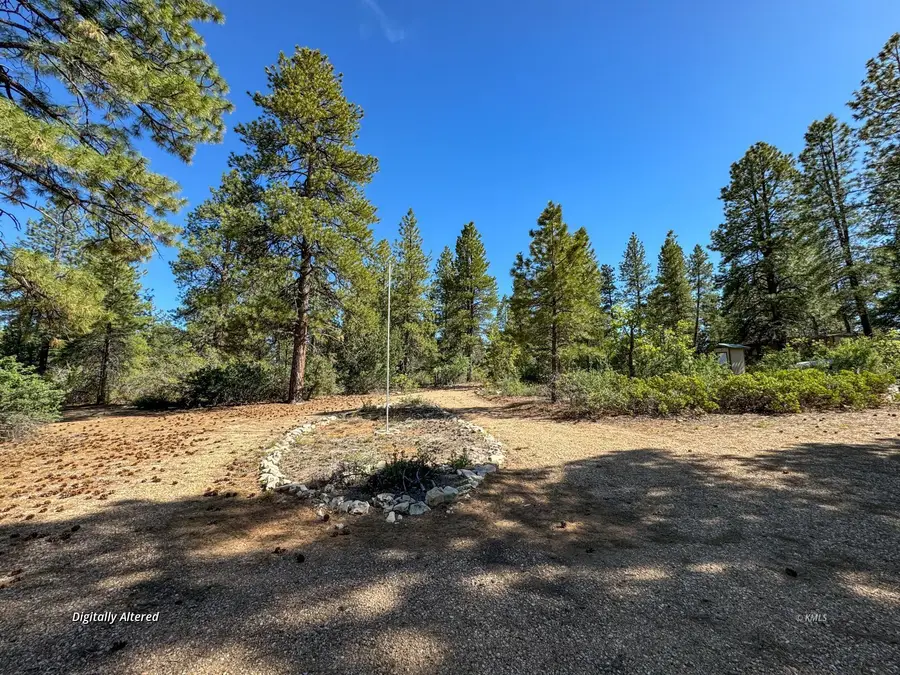 11630 W Cedar Rd, Orderville, UT 84758 - #2