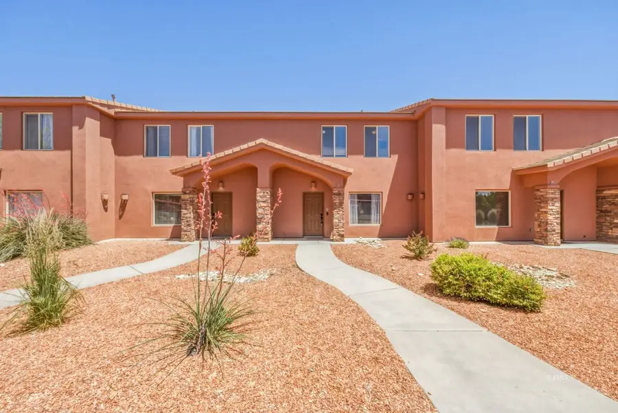 300 E 300 N #D5, Kanab, UT 84741 - #2