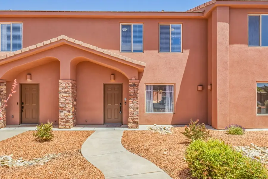 300 E 300 N #D5, Kanab, UT 84741 - #3