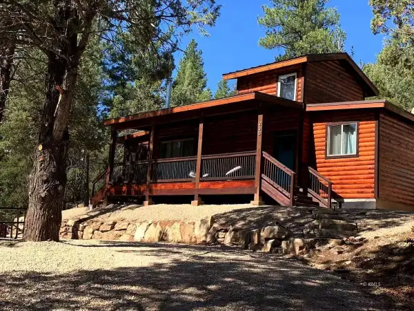 235 Lewis Ln, Orderville, UT 84758