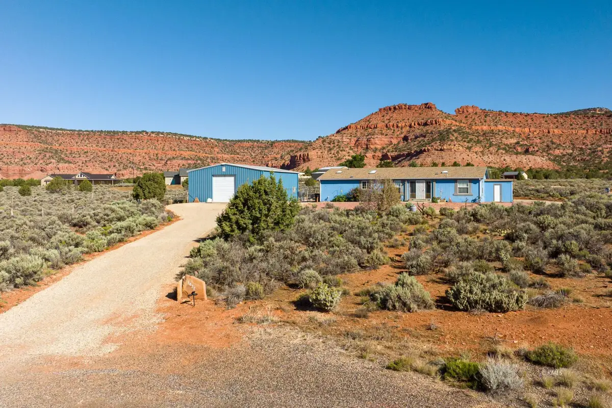 1055 S Red Hills Ave, Kanab, UT 84741 - #1