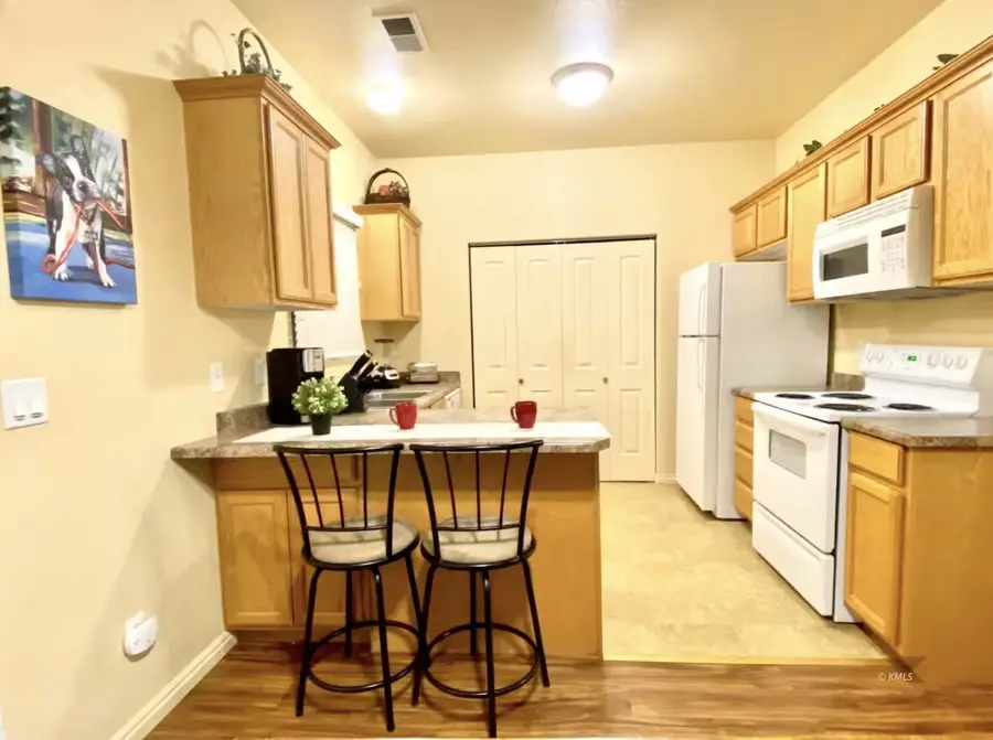 300 E 300 N #J2, Kanab, UT 84741 - #2