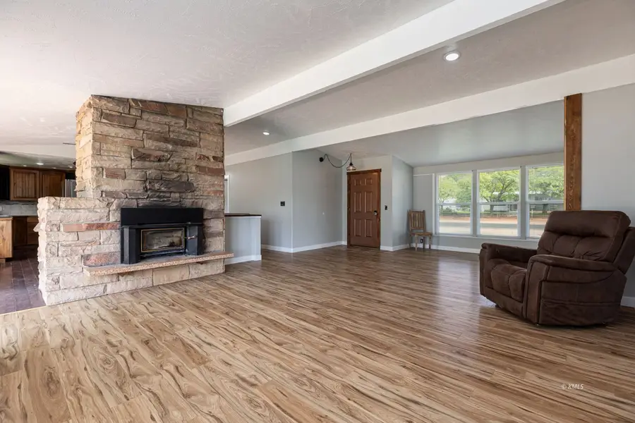 61 W 200 N, Kanab, UT 84741 - #3