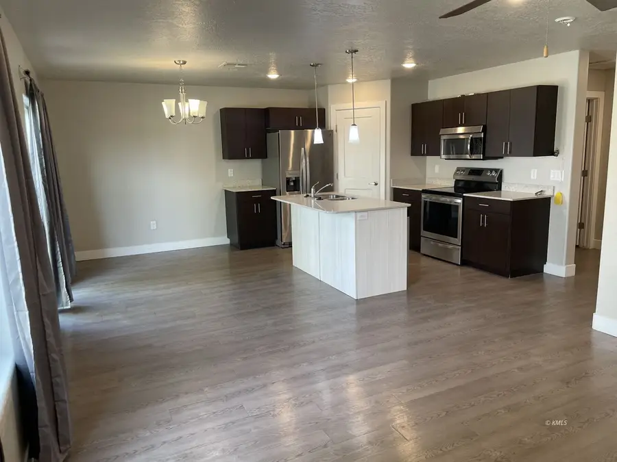 275 E 650 S #6, Kanab, UT 84741 - #2