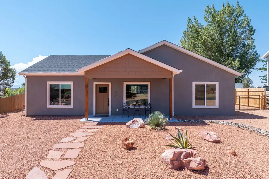 899 W Vance Dr, Kanab, UT 84741 - #3
