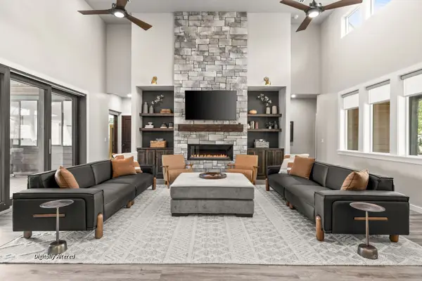 10705 W Zion Dr, Orderville, UT 84758